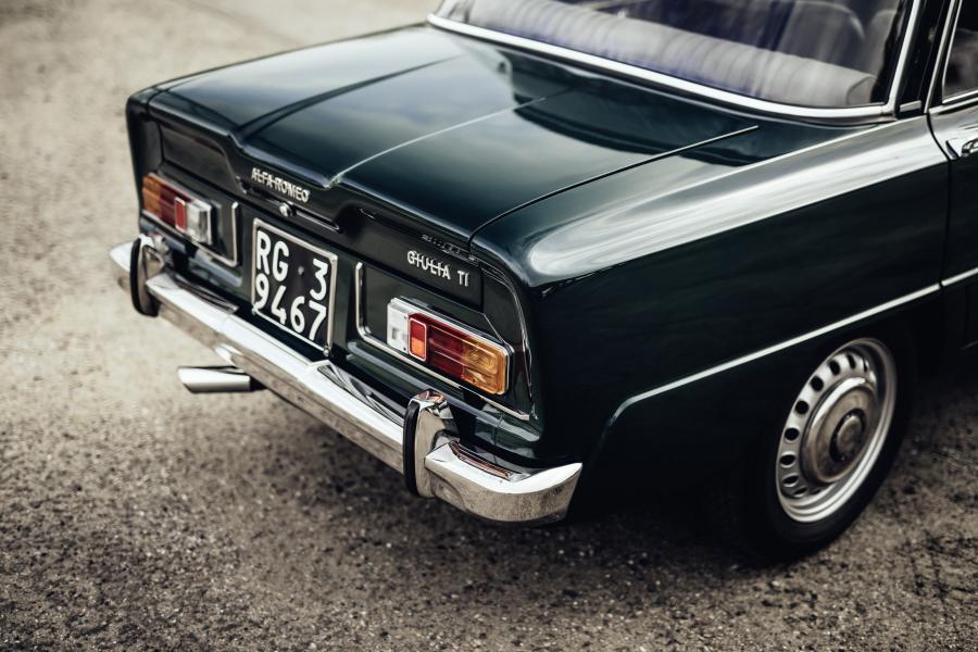 Детали экстерьера Alfa Romeo Giulia T.I. (105.08) 1966 года  (фото 8 из 12)